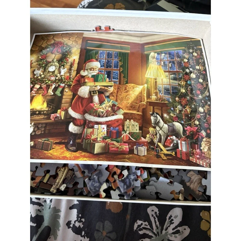 White Mountain Delivering Gifts 550 Piece Puzzle Santa Christmas